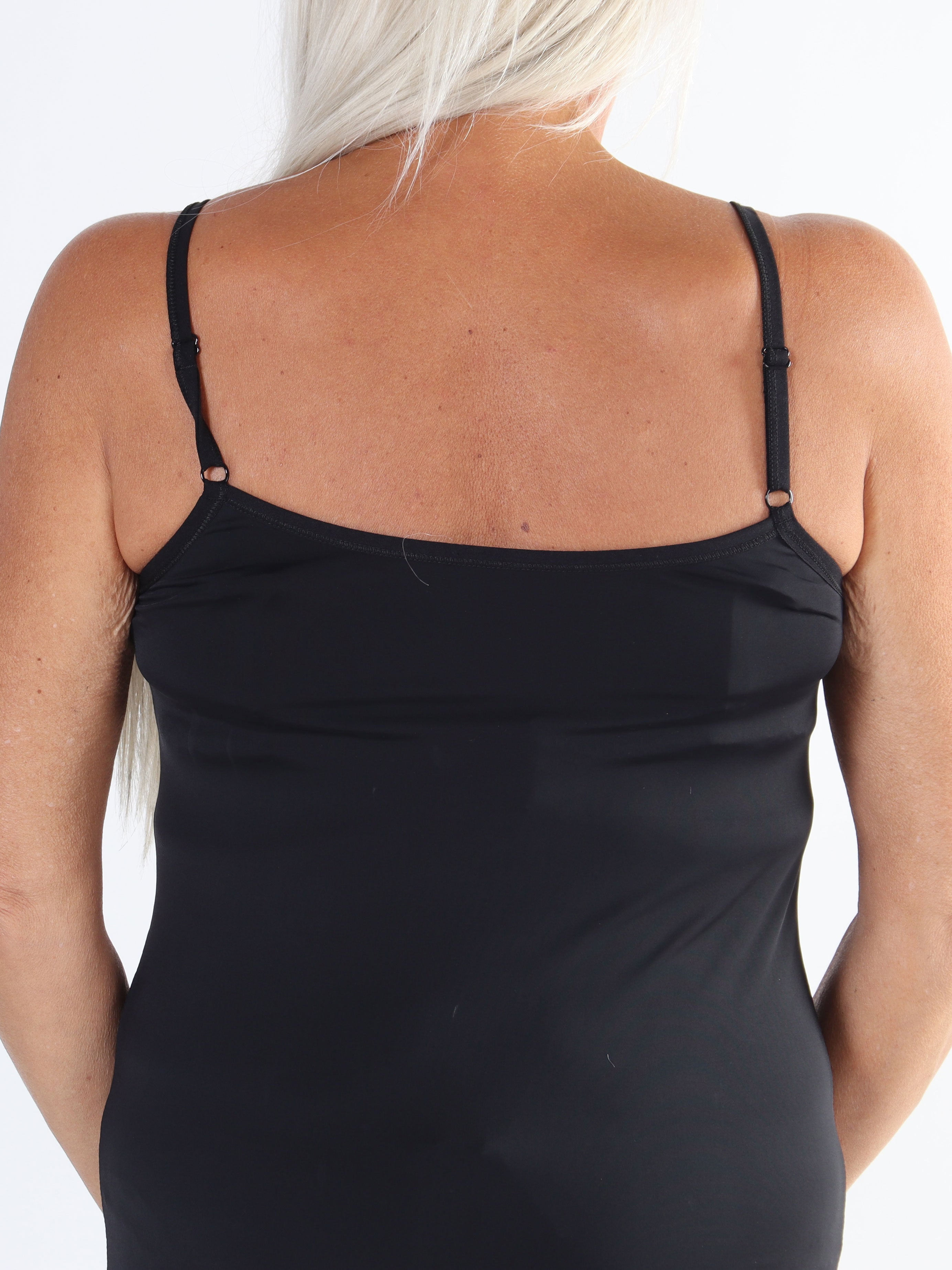 Aneta - Underklänning med spetskant